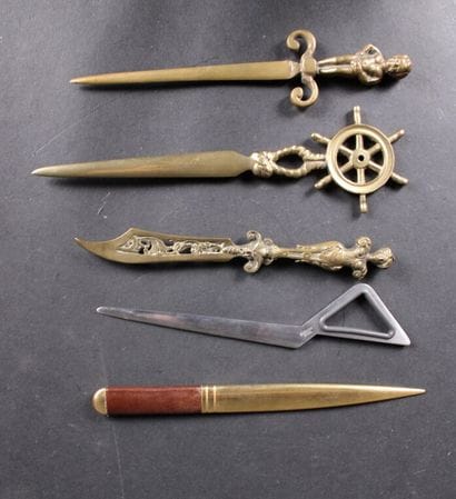 Lot de 5 coupes-papier en bronze, laiton...