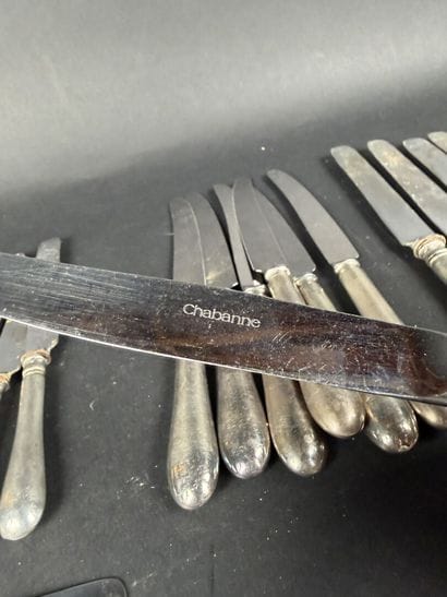 Ensemble de couteaux à manches en argent...