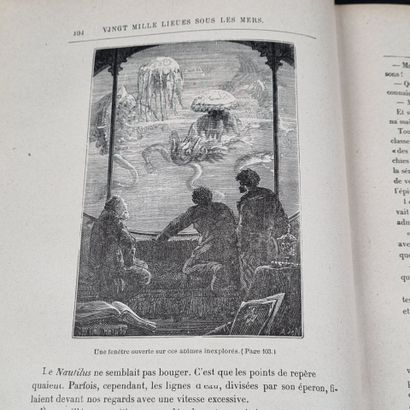 JULES VERNE. Lot de 2 vol. librairie Hachette...