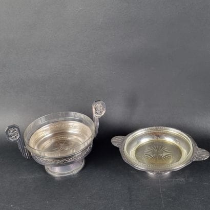Lot de 2 surtouts de table en métal argenté,...