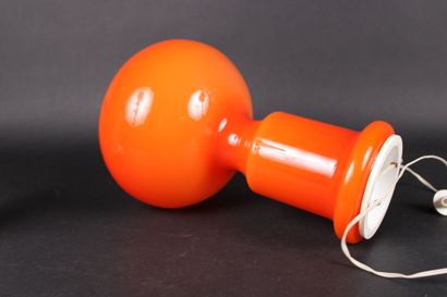 Lampe vintage en verre orange. Années 1970...