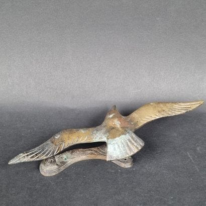 Lot de 3 sujets en bronze patiné : grenouille,...