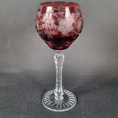 Cristal de Lorraine. Suite de 6 verres en...