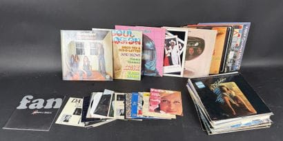 [VINYLES] Lot d'environ 43 disques 33 tours...