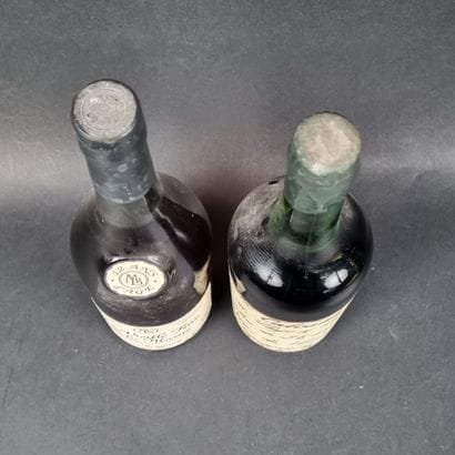 Lot comprenant : 1 b. CALVADOS réserve du...