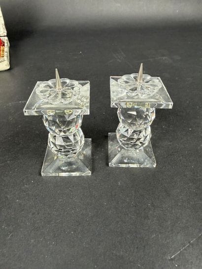 Lot comprenant : 12 cuillères à café en métal...