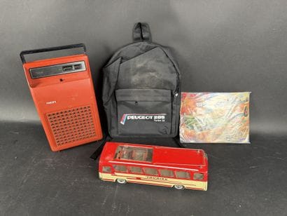 Manette : 1 lecteur de vinyle 33t Philips,...