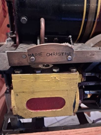 Modèle réduit d'une locomotive Bourbonnais...