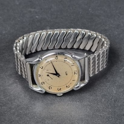 LIP. Montre bracelet, boîtier acier, cadran...