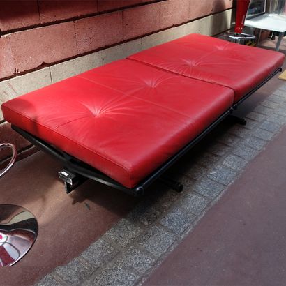 POLTRONA FRAU for Airbus. Red leather briefcase....
