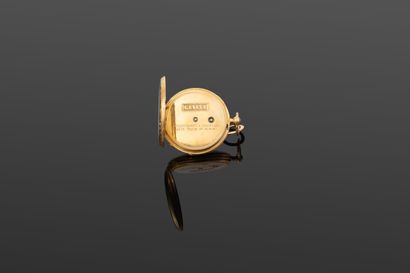 Montre de col en or 750‰, le dos émaillé...