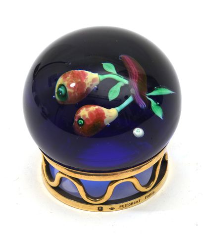 BACCARAT PUIFORCAT
Deux boules presse-papier...