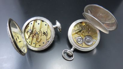 Lot de deux montres de gousset en argent...