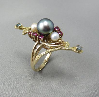 Bague marquise en alliage d'or 585‰ ajouré,...