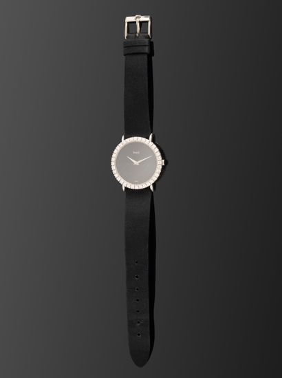PIAGET. Vers 1970
Montre-bracelet en or gris...