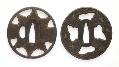 JAPON - Époque EDO (1603-1868)
Deux tsuba...