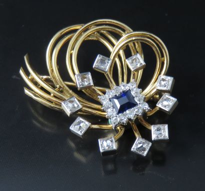 Broche en or fileté 750‰ et platine 950‰,...
