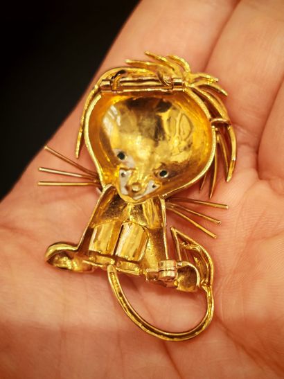 VAN CLEEF ARPELS. Vers 1970. Modèle Lion...
