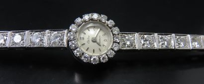 CHILEX
Montre-bracelet de dame en or gris...