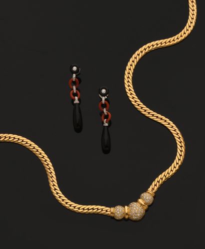Collier en or jaune 750‰ composé d'un tour...