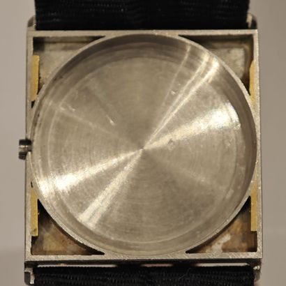 CARTIER
Modèle Nain Jaune, datée 1918 dans...
