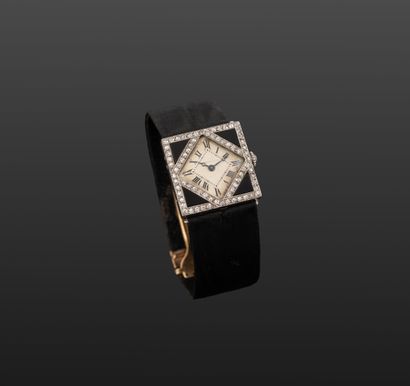 CARTIER
Modèle Nain Jaune, datée 1918 dans...