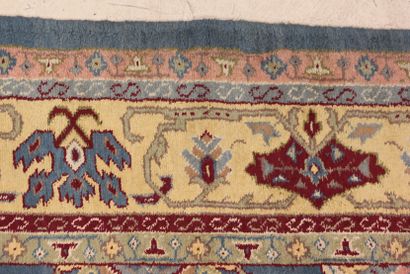 AGRA. India, late 19th - early 20th century
Carpet...