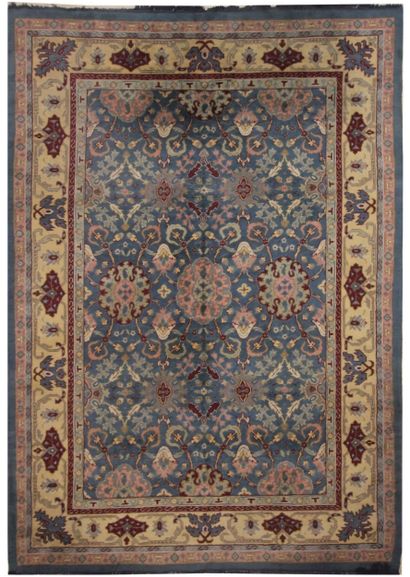 AGRA. India, late 19th - early 20th century
Carpet...
