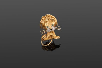 VAN CLEEF ARPELS. Vers 1970. Modèle Lion...