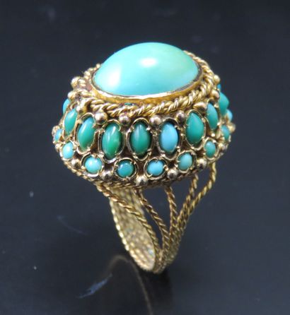 Bague en or 750‰ fileté, stylisant un cordage,...