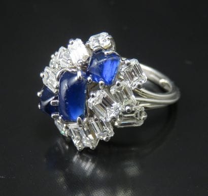 Bague Saphirs/Diamants en platine et or gris...