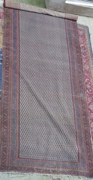 MIR-SERABEND, Iran.

Tapis en laine polychrome...