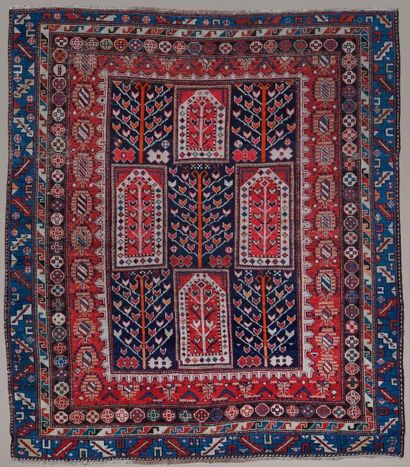Original CHIRVAN Kabristan, fin XIX ème,

Tapis...