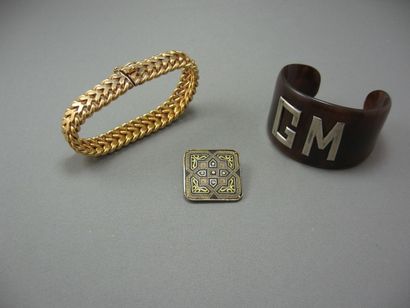 Ensemble
composé d'un bracelet en plaqué...