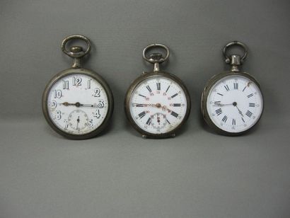 Lot de 3 Montres gousset 
en argent guilloché,...