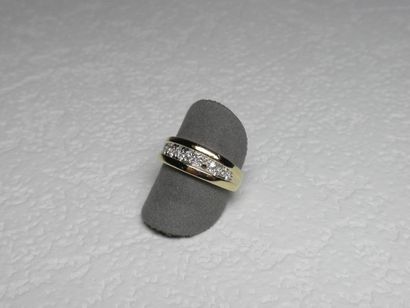 Bague or jaune sertie de diamants pour 0,50...