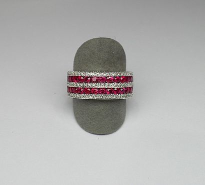 Bague large or blanc sertis de 3 lignes de...
