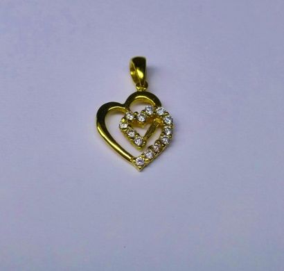 Pendentif or jaune représentant 2 cœurs dont...