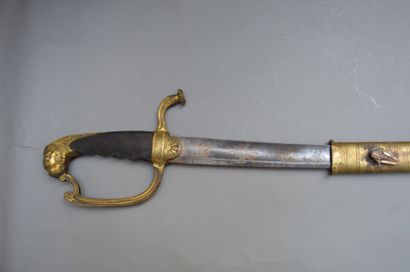 Sabre d'officier d'infanterie, fusée en ébène,...