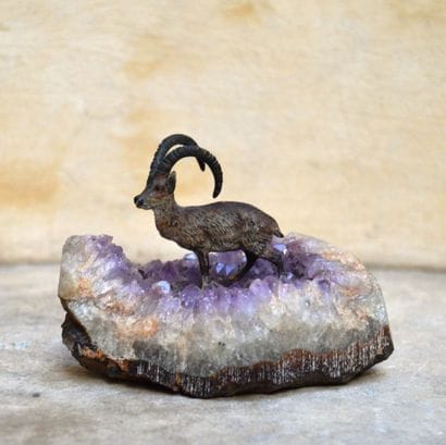 BRONZE de VIENNE, Bouquetin, bronze sur un...
