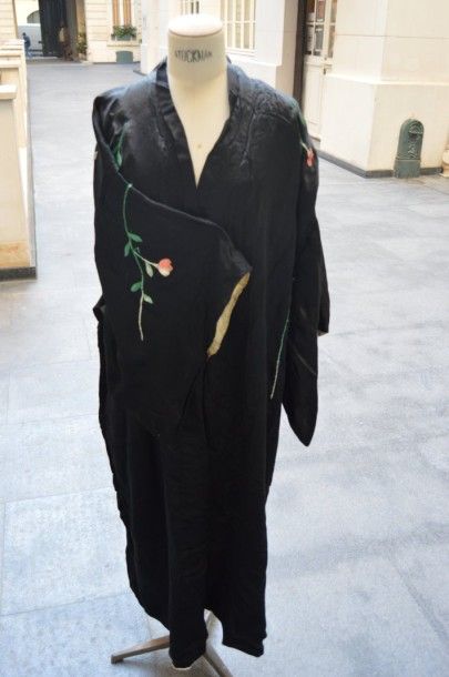 Tenue de nuit kimono complète comprenant...