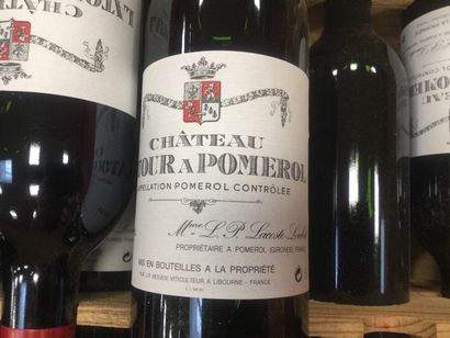 Un Lot de 9 Bouteilles de LATOUR à POMEROL...