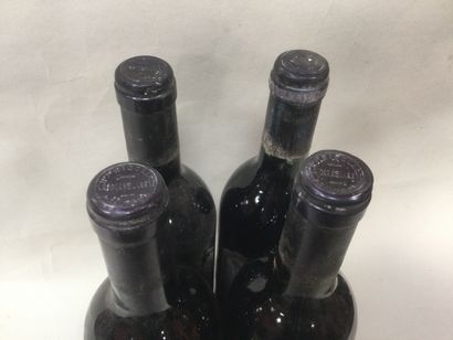 
Lot de 4 Bouteilles de Château LA CONSEILLANTE,...
