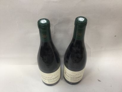 Un Lot de 2 Bouteilles de Domaine LEON BARRAL...