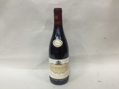 Une Bouteille Nuit Saint Georges Domaine...