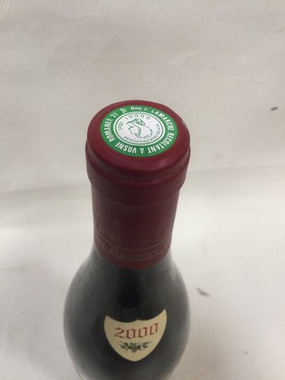 Une Bouteille de Domaine FRANCOIS LAMARCHE...