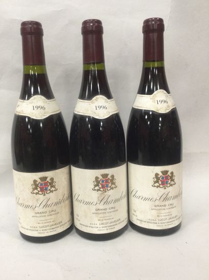 
Lot de 3 Bouteilles de Charmes-Chambertin...