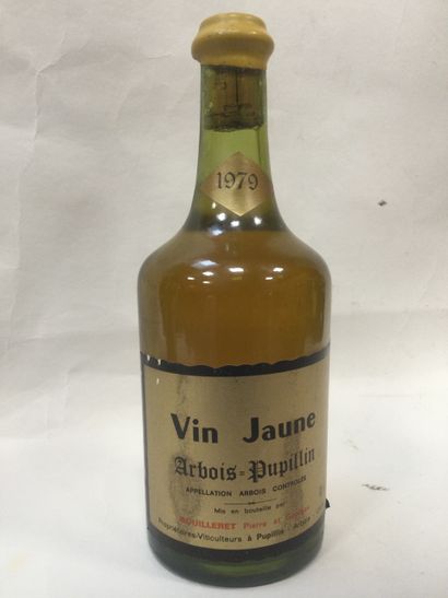Une Bouteille de Vin jaune Bouilleret P et...