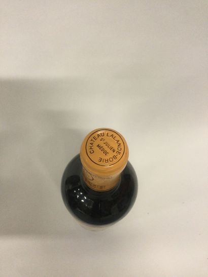 Une Bouteille Château Lalande Borie, Saint...