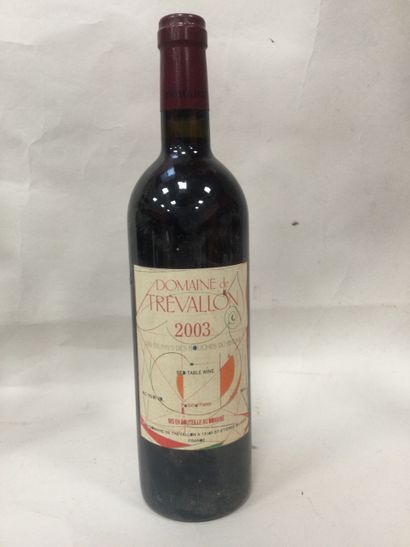 Une Bouteille de Domaine de TREVALLON, Vin...